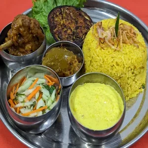 khichuri-thali-with-firni